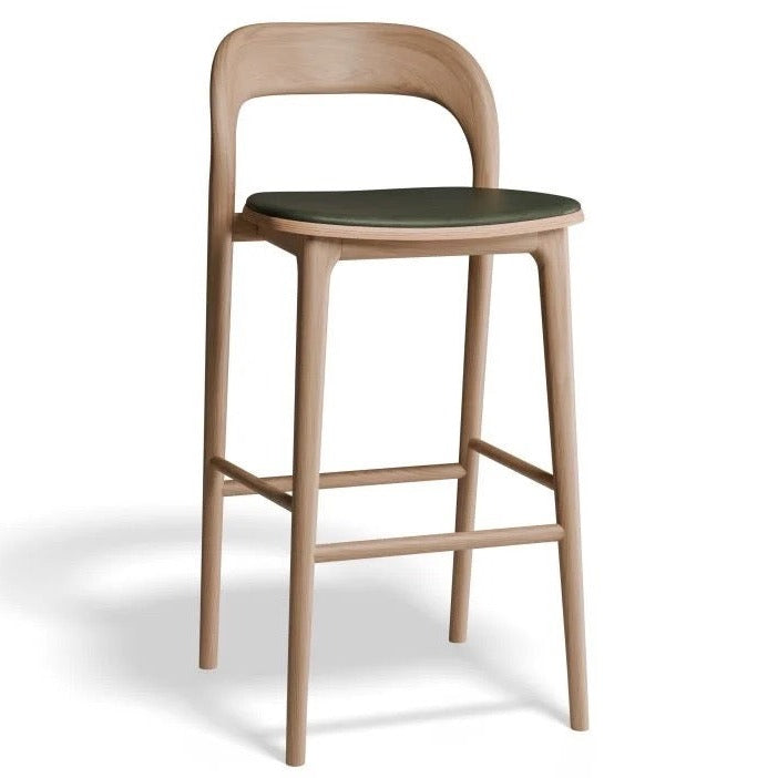 Mia Stool