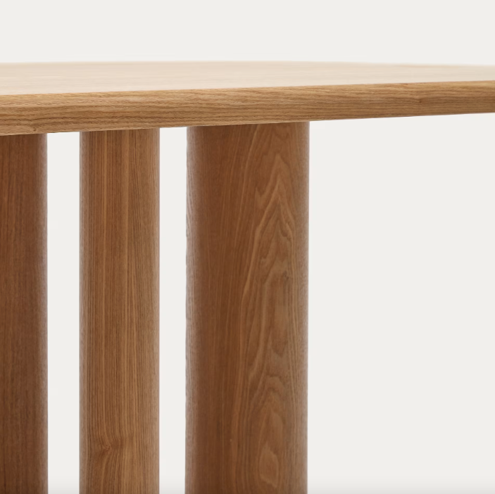 Mailen Dining Table