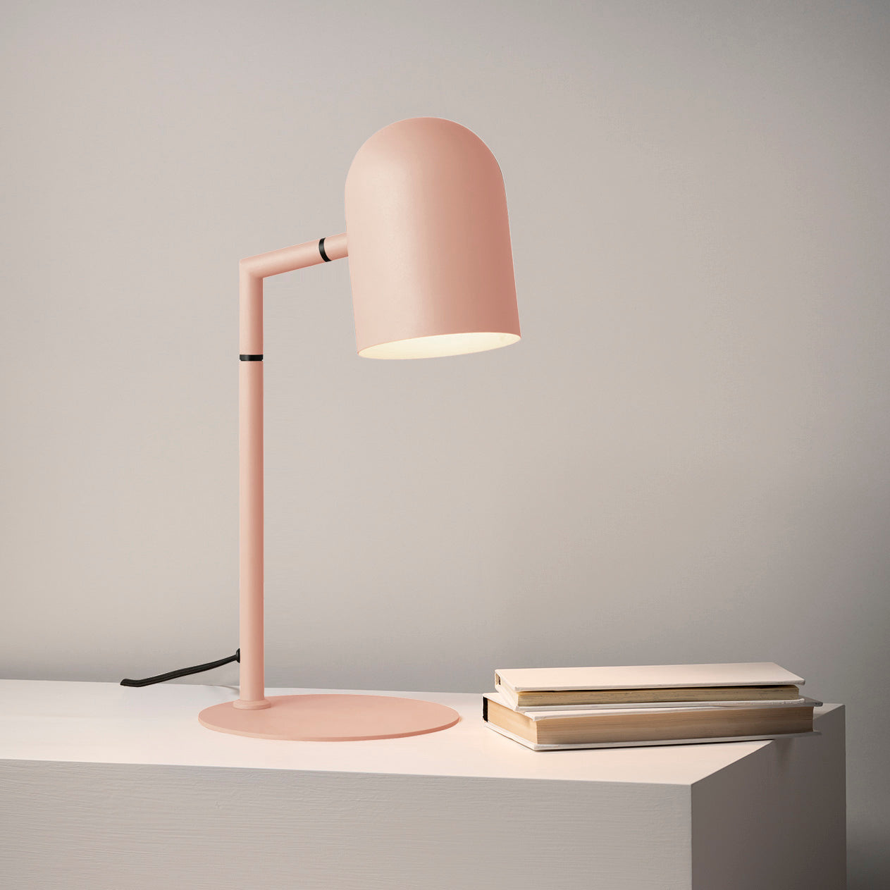 Pia Desk Lamp - Nude